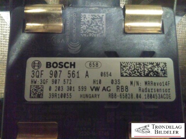 Sensor radar til Škoda Octavia 2017-2020 (Type III, Fase 2) (0203301599|3Q907561A|)