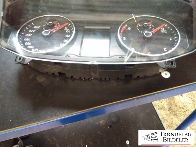 Instrumentpanel til VW Transporter / Caravelle 2015-2019 (T6) (T6) (7E0 920 870 S|)
