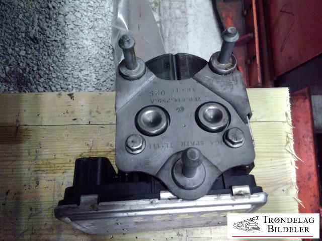 ABS sentral til VW Transporter / Caravelle 2015-2019 (T6) (T6) (7E0 997 379 D|)