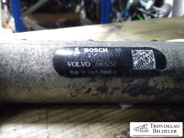Dyseskinne (fuelrail) til Volvo XC90 2002-2006 (Type I, Fase 1)  (30622085|)