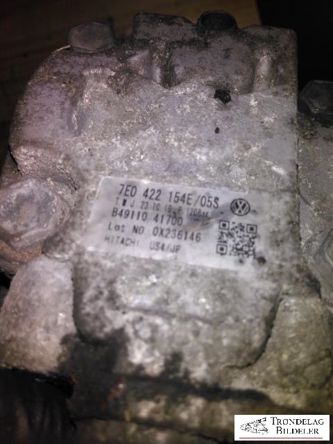 Servo pumpe mekanisk til VW Transporter / Caravelle 2009-2015 (Fase 2) (T5) (T5) (HITACHI|7E0 422 154 E|)