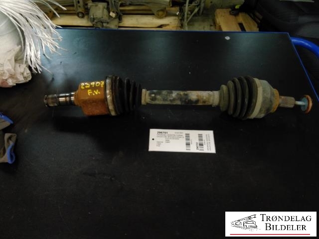 Drivaksel venstre foran, diesel/automat til Volvo C30, 2010-2012 (Fase 2)  (VOLVO|P31259794)