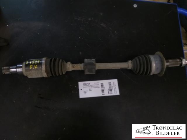 Drivaksel venstre foran, bensin/automat til Suzuki SX4 S-CROSS 2013-->> (Type II) (4410261M11|)