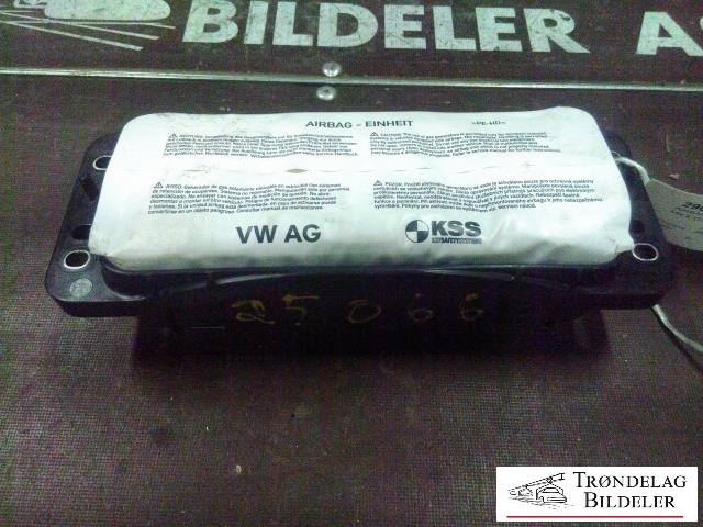 Airbag passasjer til VW e-Golf 2014-2017 (Fase 1) (VW AG|8V0880204|)