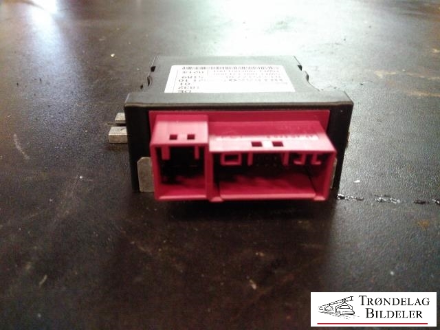 Styreenhet drivstoffpumpe til BMW 5-Serie 2010-2017 (F10/F11) (F10/F11) (HELBAKO|55892110|0133517738|)
