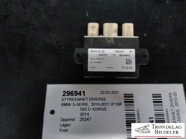 Styreenhet diverse til BMW 5-Serie 2010-2017 (F10/F11) (F10/F11) (BMW|7391041|102377|)