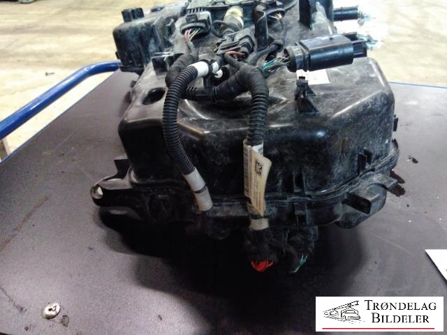 AdBlue tank til VW Transporter / Caravelle 2015-2019 (T6) (T6) (VW AG|7E0 131 877 G|7E0131877H|)