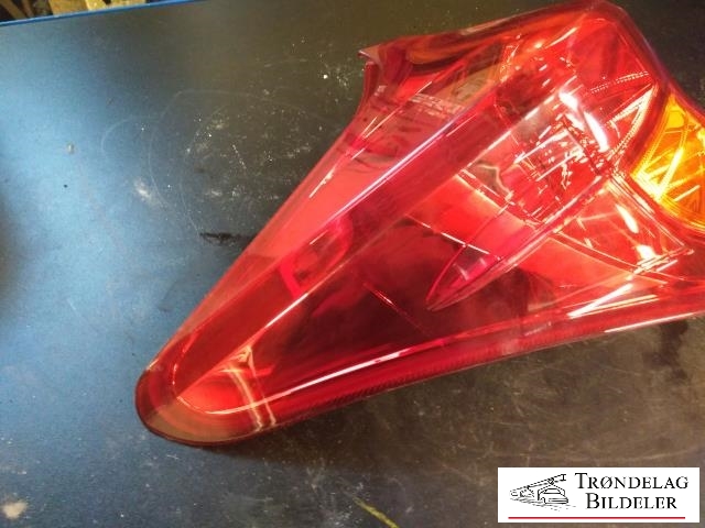 Baklykt venstre ytre til Toyota Auris 2013-2015 (Type II, Fase 1)  (81561-02730|)