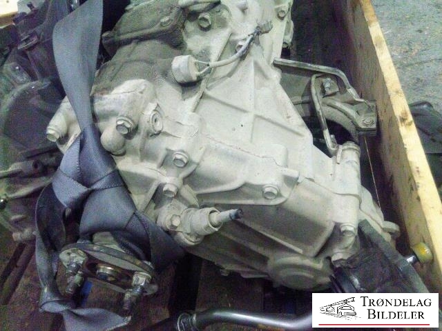Girkasse 4WD komplett til Toyota Hilux 1998-2001  