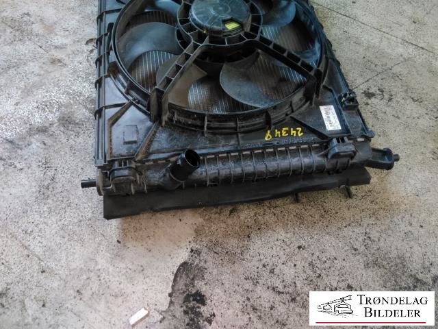 Radiatorpakke til SsangYong Tivoli 2016-->> (21320-35300|)