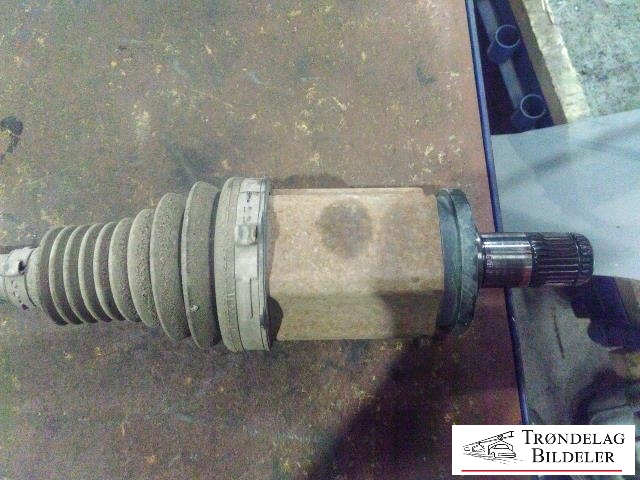 Drivaksel venstre foran, diesel/manuell til BMW 1-Serie 2011-2015 (Fase 1) (F20/F21) (F20/F21) (7597693|)