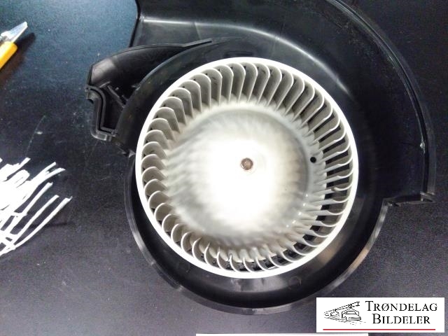 Varmeapparat motor til Volvo XC90 2015-2025 (Type II)  (BOSCH|0 130 309 504|F 011 500 123|)