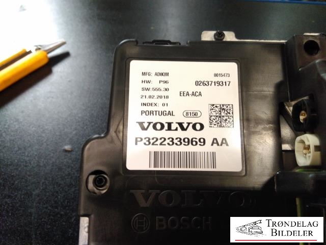 Instrumentpanel til Volvo XC90 2015-2025 (Type II)  (VOLVO|P32233969AA|)