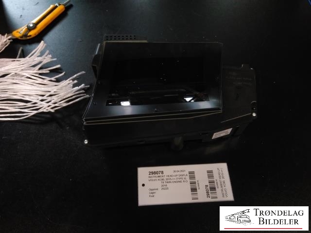 Instrument head-up display (HUD) til Volvo XC90 2015-2025 (Type II) (DENSO|32233451|)