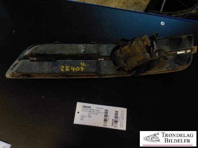 Tåkelykt høyre foran til Audi A3 2009-2012 (Type II, Fase 2) (VALEO|8E0 941 700 E|8P0 807 682 J|)