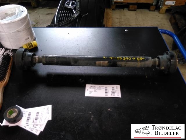 Mellomaksel fremre til VW Touareg 2003-2007 (Type I, Fase 1) (7L6 521 101|)