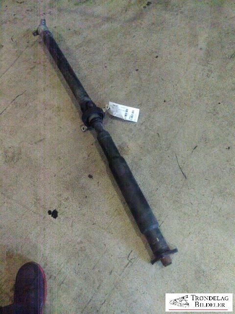 Mellomaksel til BMW 3-Serie 2005-2011 (E90/E91/E92/E93) (E90/E91/E92/E93) (26 10 7 527 339|)