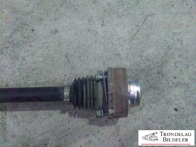 Drivaksel høyre bak, diesel/automat til VW Tiguan 2016-2020 (Type II, Fase 1) (3Q0501204B|0400096697|)