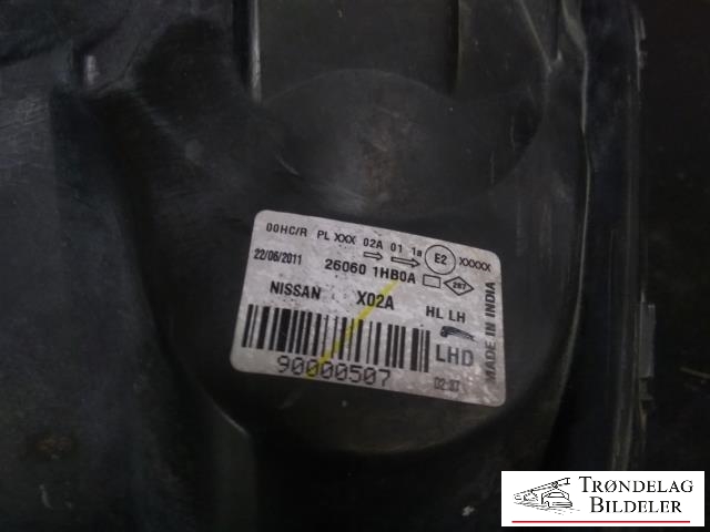 Frontlykt venstre halogen til Nissan Micra 2011-2017 (K13) (K13) (NISSAN|260601HB0A|260601HB0B|20C578052B)