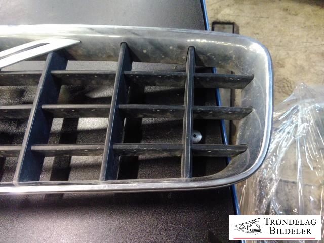 Grill til Volvo XC90 2002-2006 (Type I, Fase 1)