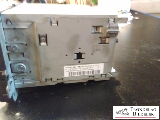 Bilstereo til VW Golf VI 2008-2012  (VAG|3C8 035 195A|7 647 240 360|)
