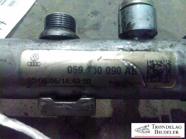 Dyseskinne (fuelrail) til Audi Q7 2006-2010 (Type I, Fase 1) (059130090AB|)