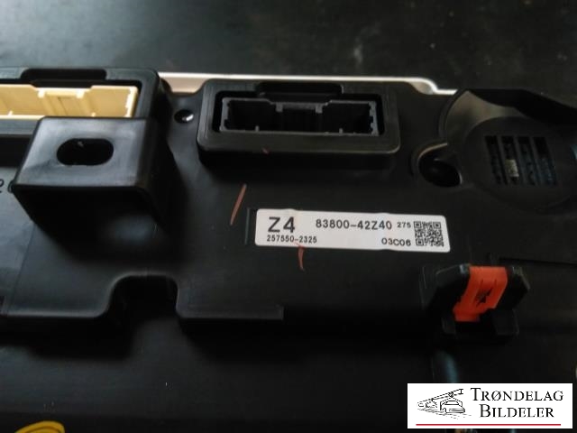 Instrumentpanel til Toyota RAV4 2019-->> (Type V)  (83800-42Z40|257550-2325|)