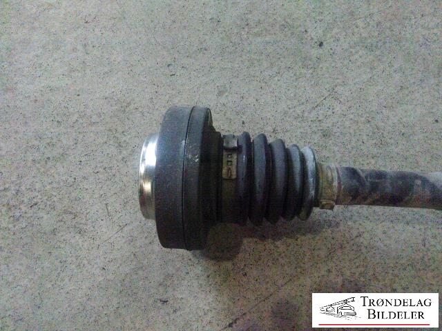 Drivaksel høyre bak, diesel/automat til Audi Q7 2006-2010 (Type I, Fase 1)  (7L8501201|)