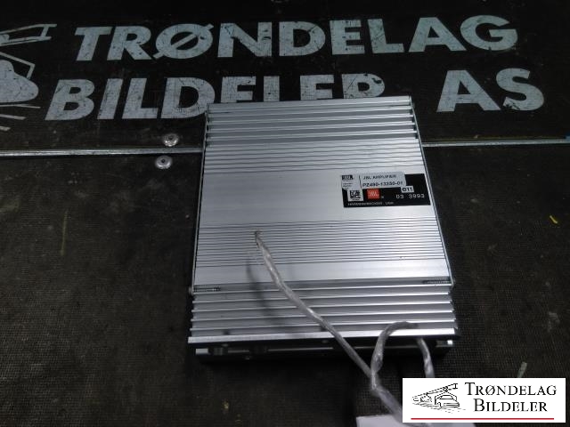 Bilstereo forsterker til Toyota GT86, 2012-->>  (HARMAN/BECKER|PZ490-13250-01)