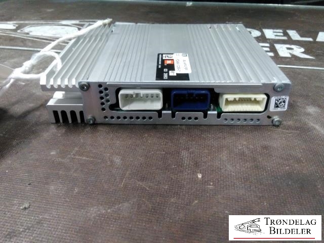 Bilstereo forsterker til Toyota GT86 2012-->>  (HARMAN/BECKER|PZ490-13250-01|)