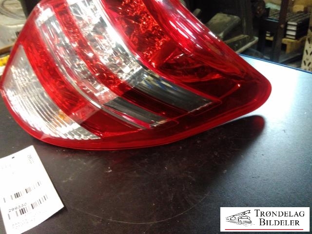 Baklykt høyre til Toyota RAV4 2009-2013 (Type III, Fase 2) (81551-42120|)