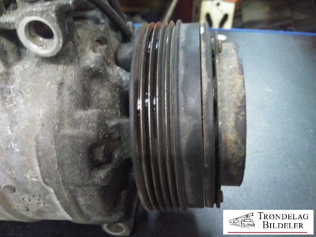 Aircondition kompressor til BMW 5-Serie 1996-2003 (E39) (E39) (DENSO|64 52 6 910 459|7703040181|7SBU16C|89034|34336871455|6452.6.904.014|6452.6.904.015|6452.6.904.018|6452.6.910.458|6452.6.910.459|6452.6.910.460|6452.6.911.340|6452.6.911.341|6452.6.911.342|6452.6.914.370)