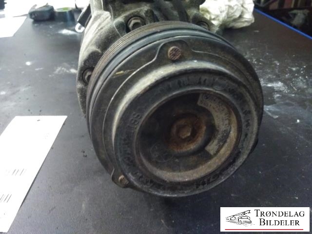 Aircondition kompressor til BMW 5-Serie 1996-2003 (E39) (E39) (DENSO|64 52 6 910 459|7703040181|7SBU16C|89034|34336871455|6452.6.904.014|6452.6.904.015|6452.6.904.018|6452.6.910.458|6452.6.910.459|6452.6.910.460|6452.6.911.340|6452.6.911.341|6452.6.911.342|6452.6.914.370)