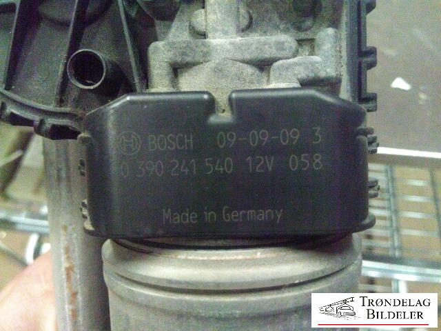 Viskermotor frontrute komplett m/overføring til Peugeot 207 2006-2012  (BOSCH|0390241540|)