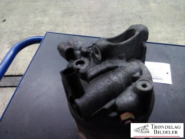 Aircondition kompressor til Škoda Octavia 2013-2016 (Type III, Fase 1)  (VW AG|890607|5Q0 816 803 D|5Q0816803|5Q0816803B|5Q0816803C|5Q0816803D|5Q0816803H|5Q0816803J|5Q0816803Q|5Q0820803P|5Q0 820 803 Q)