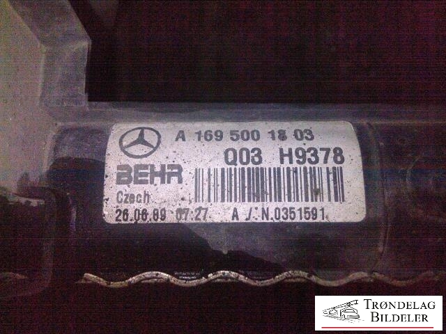 Radiator (automat gir) til Mercedes B-Klasse 2008-2011 (Fase 2) (W245) (W245) (BEHR|A1695003004|Q03H9378|)