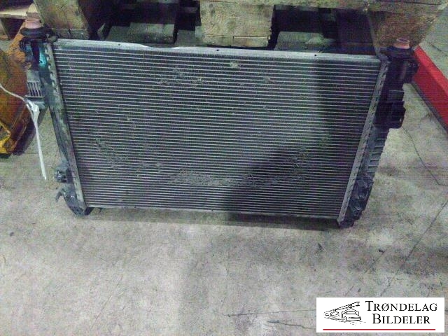 Radiator (automat gir) til Mercedes B-Klasse 2008-2011 (Fase 2) (W245) (W245) (BEHR|A1695003004|Q03H9378|)