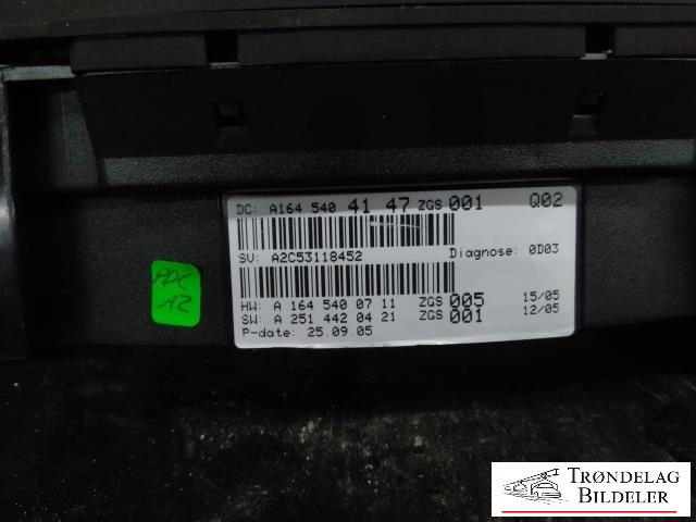 Instrumentpanel til Mercedes ML 2005-2011 (W164) (W164) (MERCEDES|A 164 540 41 47|)