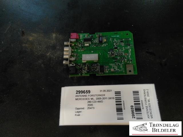 Antenne forsterker til Mercedes ML, 2005-2011 (W164) (W164) 