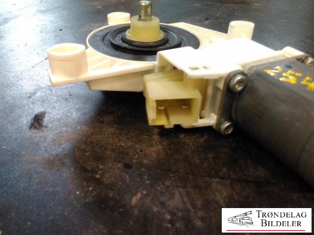 Ruteheis, kun motor, venstre foran til Mercedes ML 2005-2011 (W164) (W164) (BROSE|A 251 820 0742|)