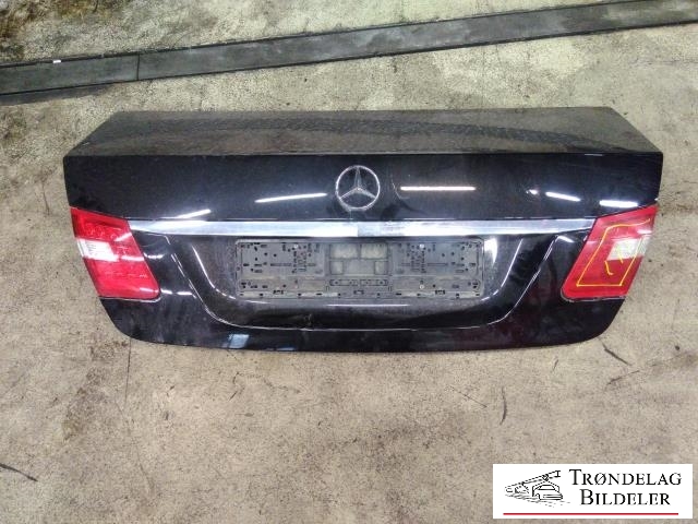 Bakluke sedan til Mercedes E-Klasse 2009-2013 (Fase 1) (W212) (W212) (A 212 750 09 75|)