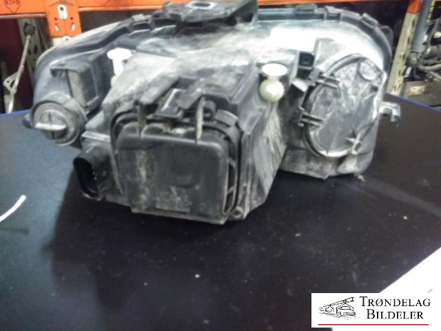Frontlykt venstre halogen til Audi A3 2003-2008 (Type II, Fase 1) (AL|8P0941003K|301206201|)