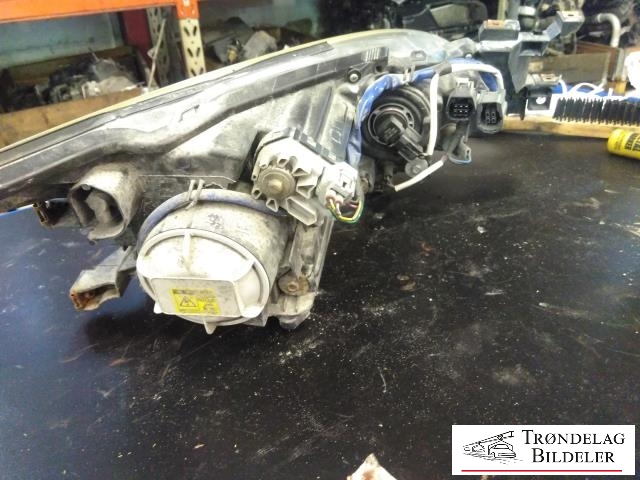 Frontlykt venstre xenon til Mazda 6 2008-2010 (Type II, Fase 1)  (GS7T-51-041M|)