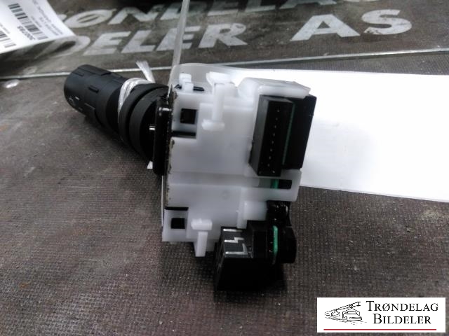Bryter visker til Nissan Qashqai 2010-2014 (Type I, Fase 2)  