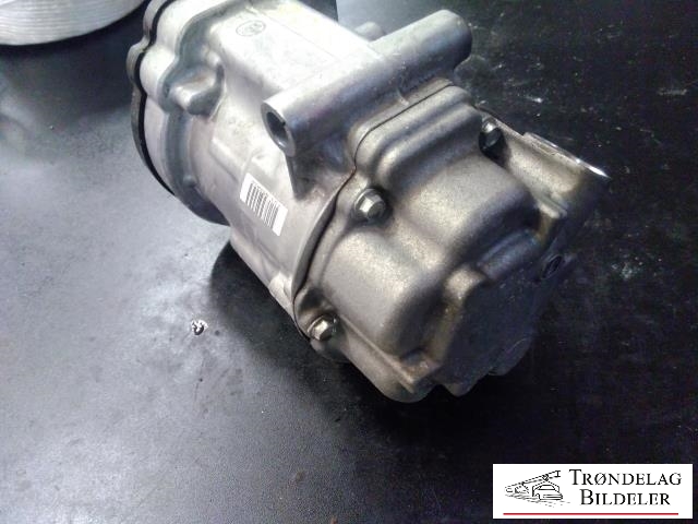 Aircondition kompressor hybrid til Toyota C-HR 2016-->>  (DENSO|042400-0370|)
