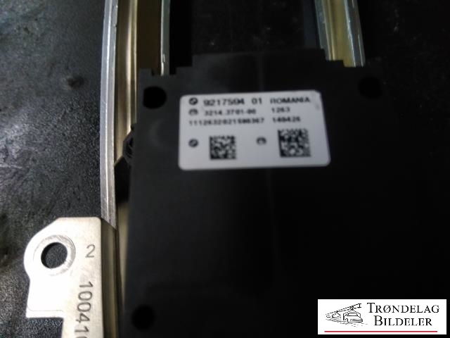 Bryter elektrisk håndbrekk/parkbrems til BMW 5-Serie 2010-2017 (F10/F11) (F10/F11) (BMW|9217594 01|3214.3701-00|)