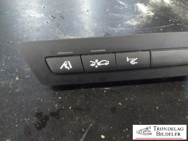 Bryter cruise control til BMW 5-Serie 2010-2017 (F10/F11) (F10/F11) (9220047-01|3451886|C58722)