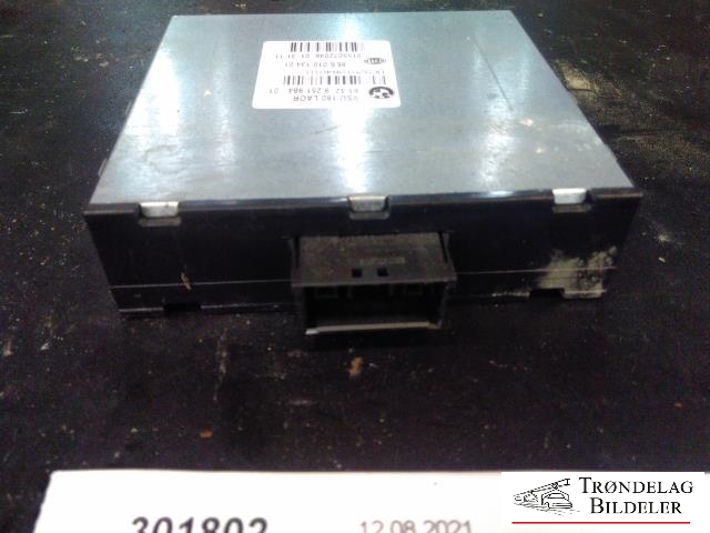 Styreenhet batteri til BMW 5-Serie 2010-2017 (F10/F11) (F10/F11) (HELLA|61.42 9 251 984 01|8ES 010 134 01|0155072046 01)