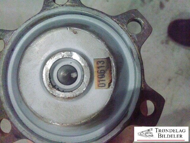 Mellomaksel bakre til Mitsubishi Pajero 2000-2006 (Type III)  