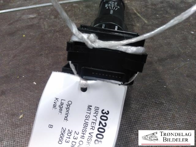 Bryter visker til Mitsubishi Outlander 2012-2015 (Type III, Fase 1)  (E532-016|)